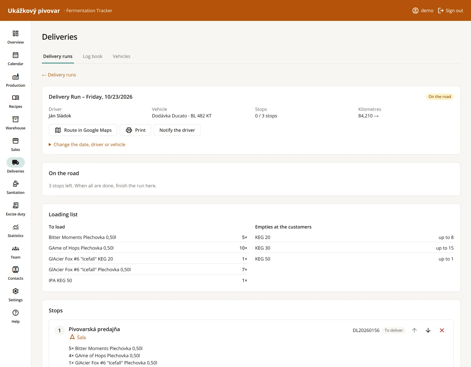 A delivery run for one day: driver, vehicle, route in Google Maps, loading list and stops with delivery notes
